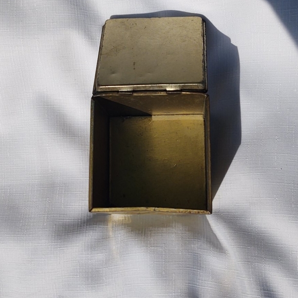 Antique Keepsake⭐⭐⭐⭐⭐ - Picture 2 of 4